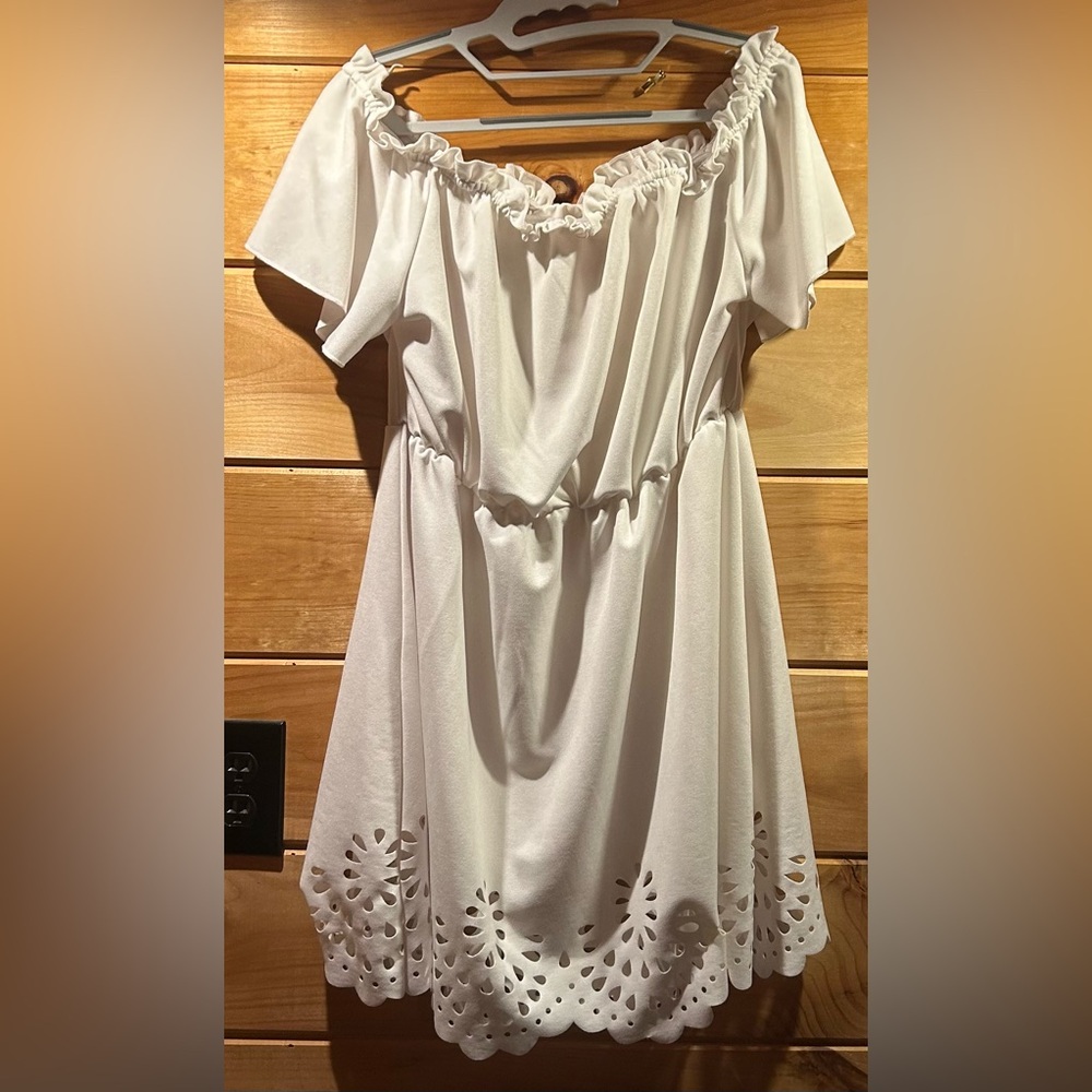 NWOT White Off the Shoulder Dress